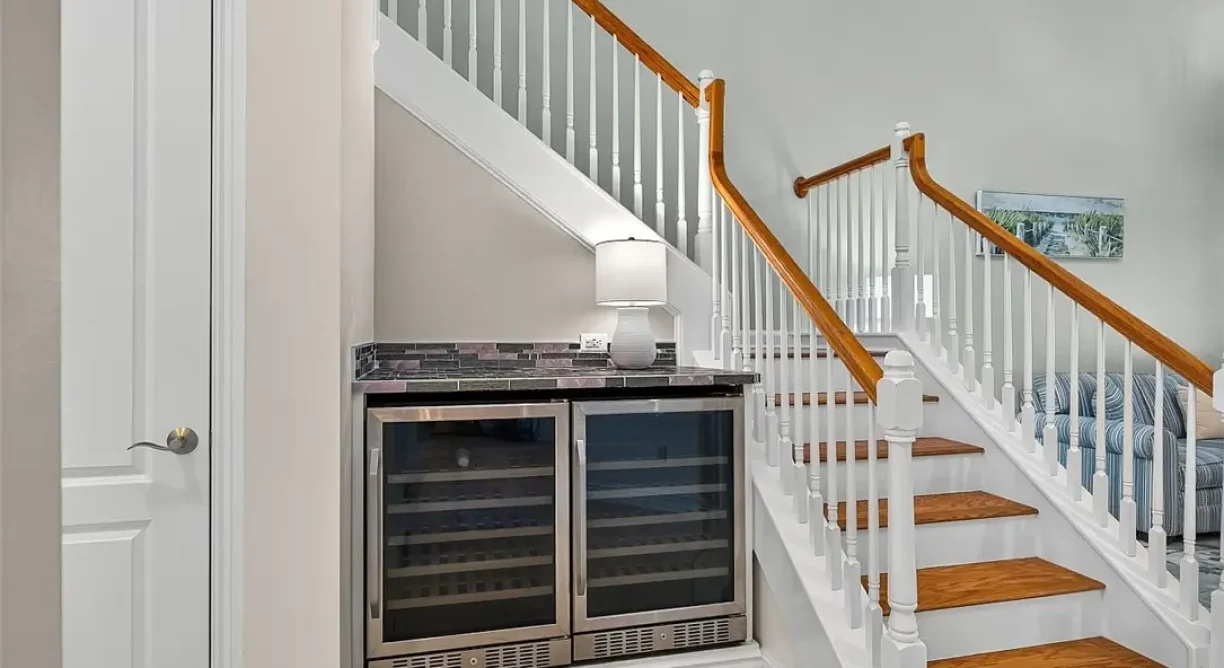 4585-Bridgepointe-Way-R-18