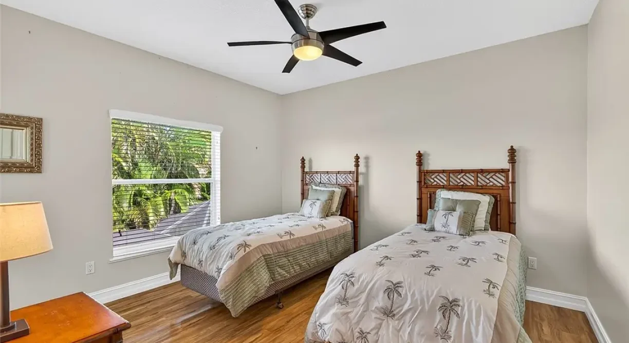 4585-Bridgepointe-Way-R-21