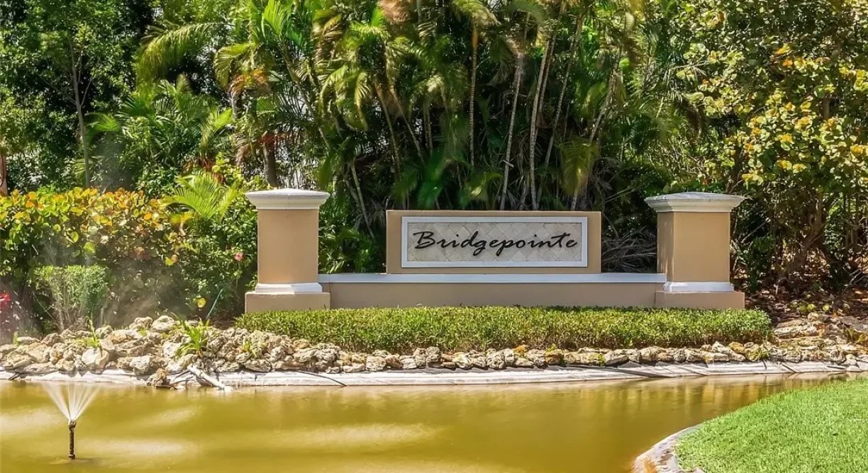 4585-Bridgepointe-Way-R-3